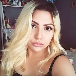 Meet your Posher, Lupita